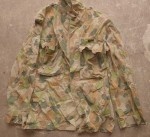 h347 Australian Military camo Army shirt size 100s. Click for more information...