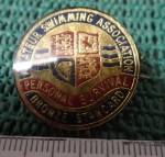 5367 vintage swimming club badge. Click for more information...