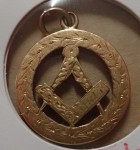 an5 masonic 15 Ct Gold fob plus 7 plus grams. Click for more information...