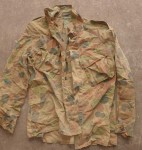 h345 Australian Military camo Army shirt size 100s. Click for more information...